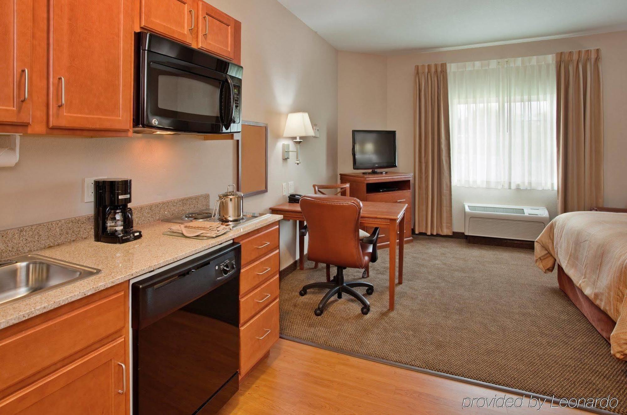 Candlewood Suites Kansas City Airport Ruang foto