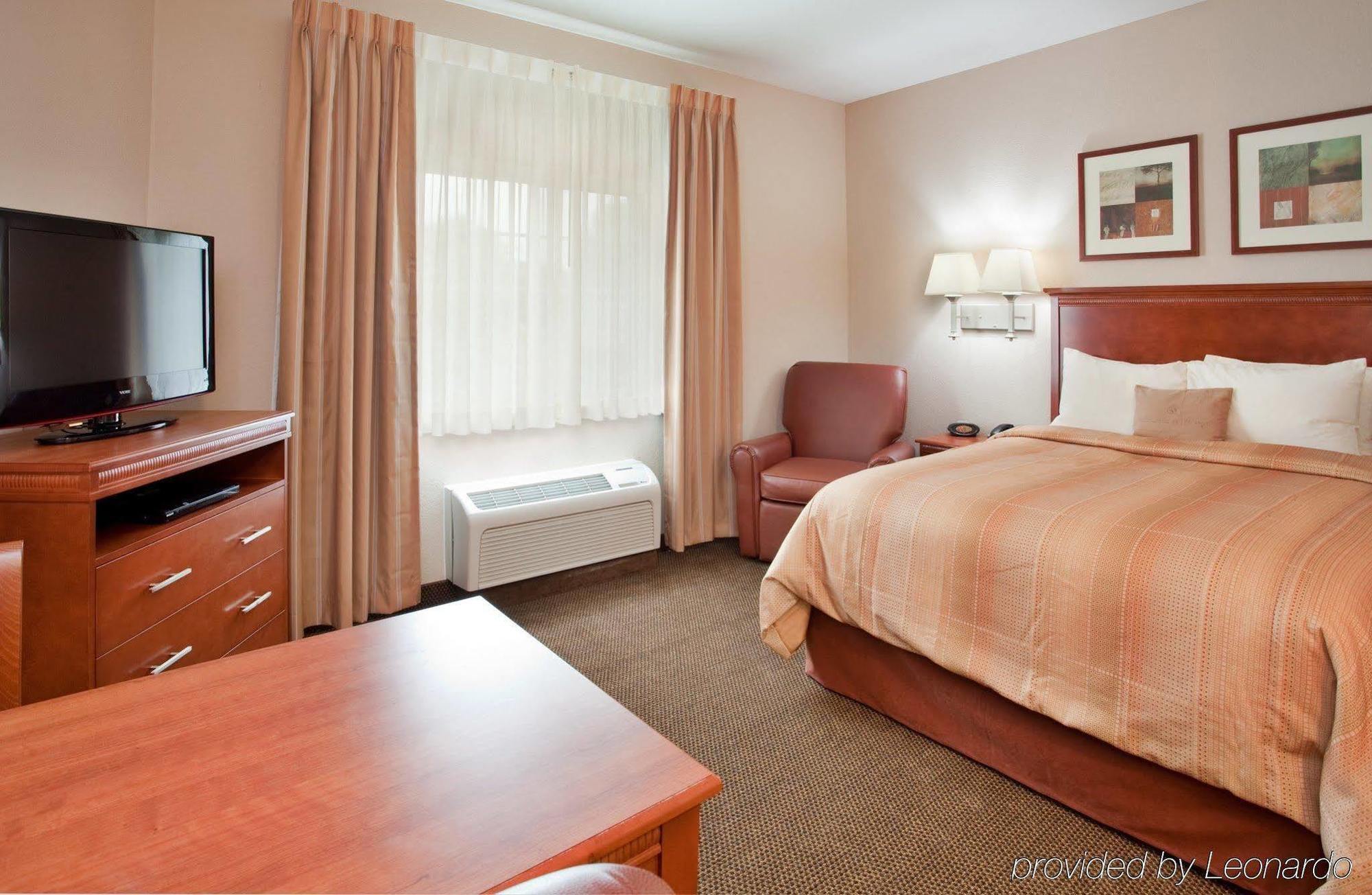 Candlewood Suites Kansas City Airport Ruang foto
