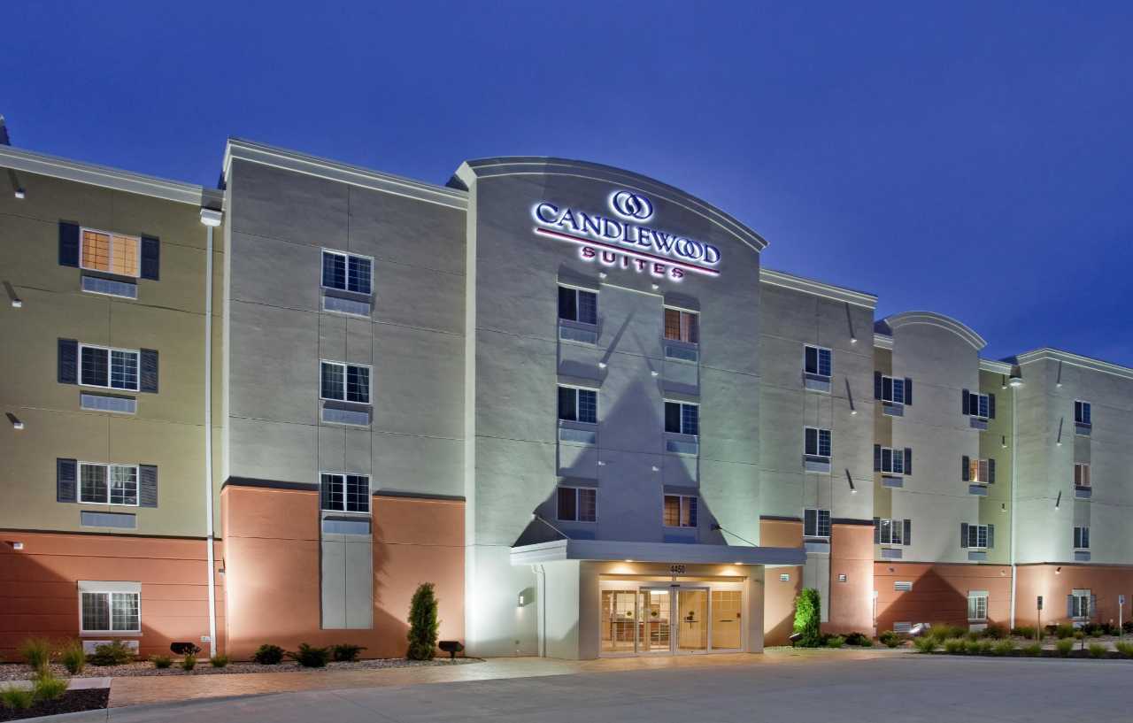 Candlewood Suites Kansas City Airport Bagian luar foto